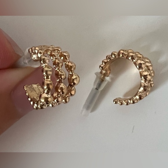 27 pairs of earrings from Claire’s and H&M - Picture 8 of 10